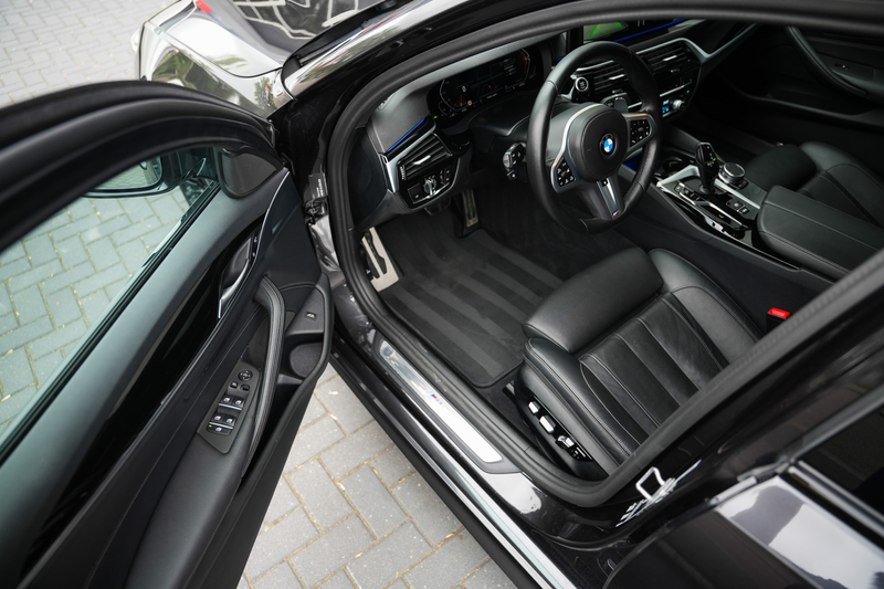 BMW 540 5-serie 540i 334 pk High Executive M-Sportpakket / — photo 11