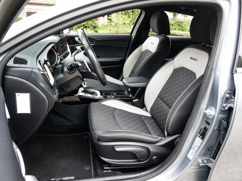Kia ProCeed / pro_cee'd 1.5 T-GDi MHEV GT-Line Edition 1e-Eig. & Keurig-On — photo 7