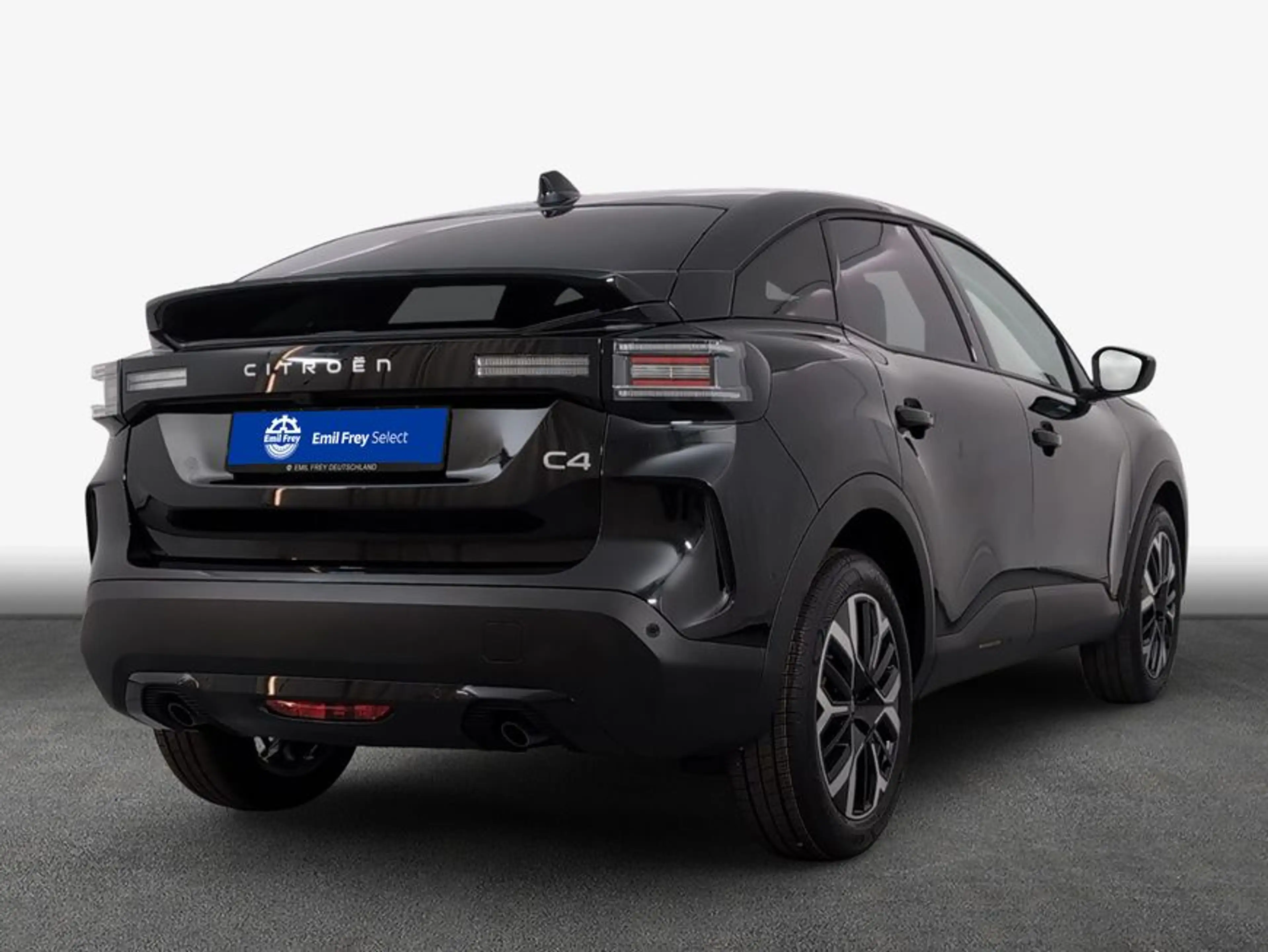 Citroen C4 Hybrid 145 MAX — photo 2