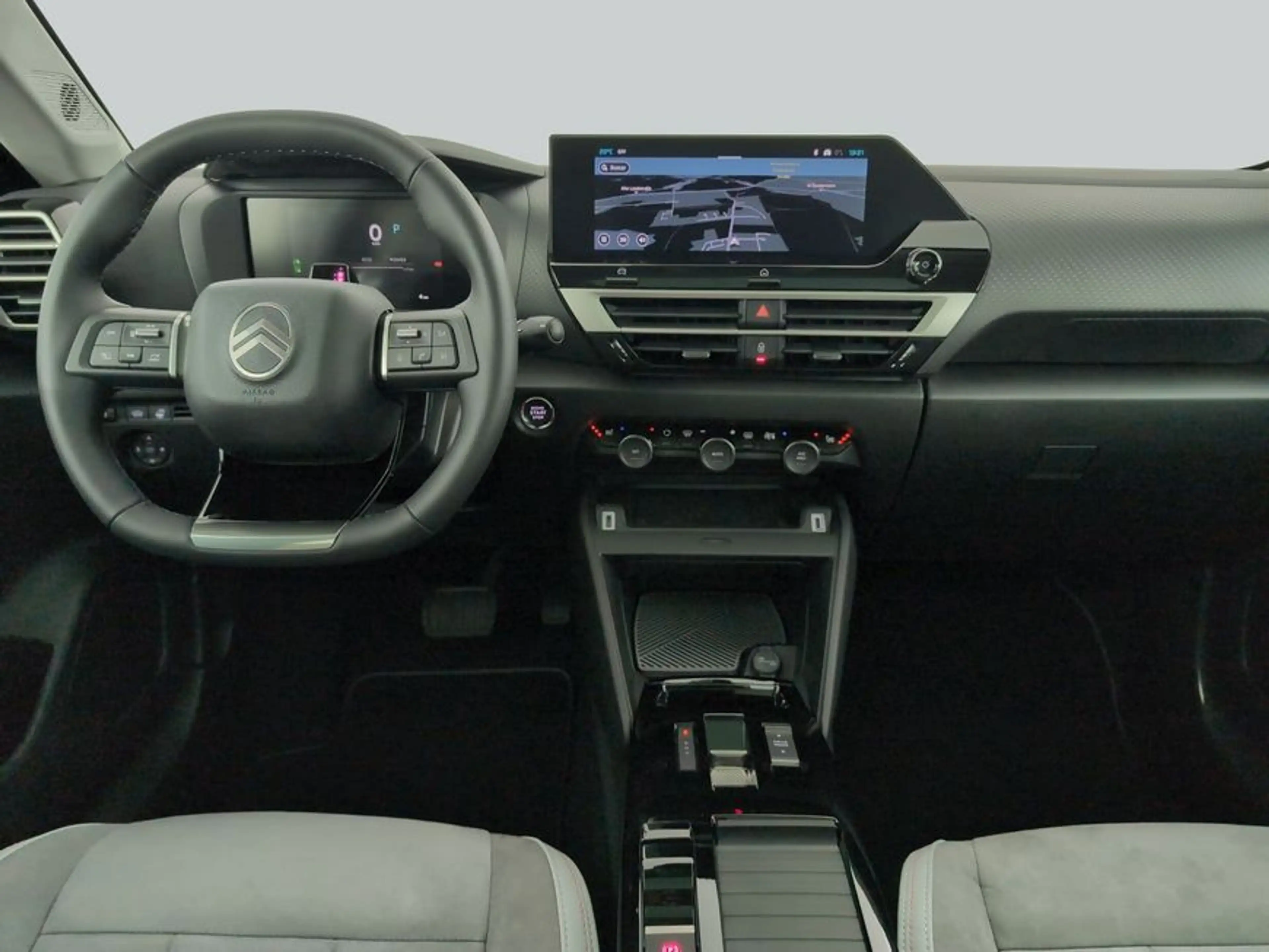 Citroen C4 Hybrid 145 MAX — photo 13