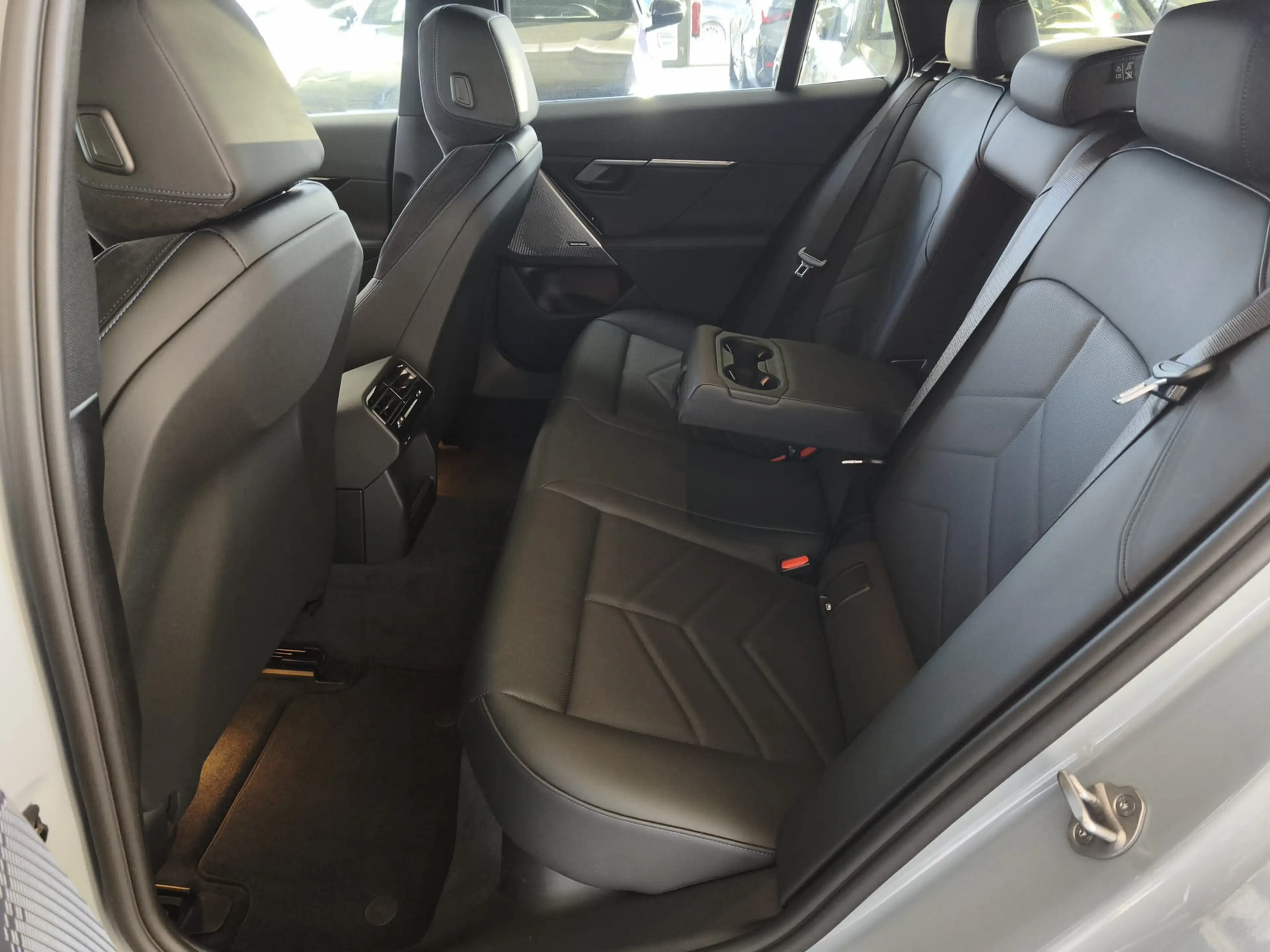 BMW 520 d xDrive Tour. M Sport AHK/RFK/20"/H&K — photo 14