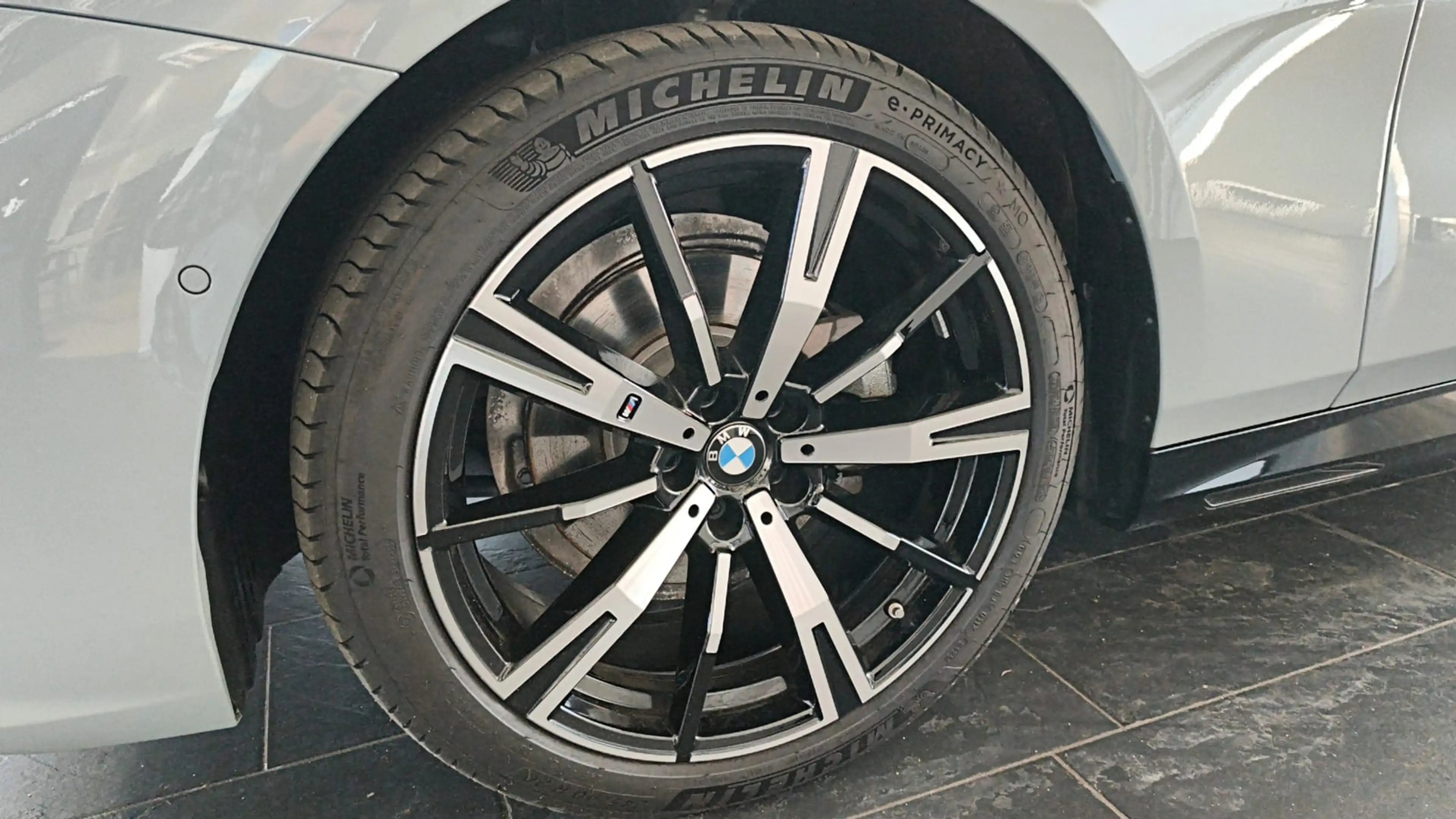 BMW 520 d xDrive Tour. M Sport AHK/RFK/20"/H&K — photo 15