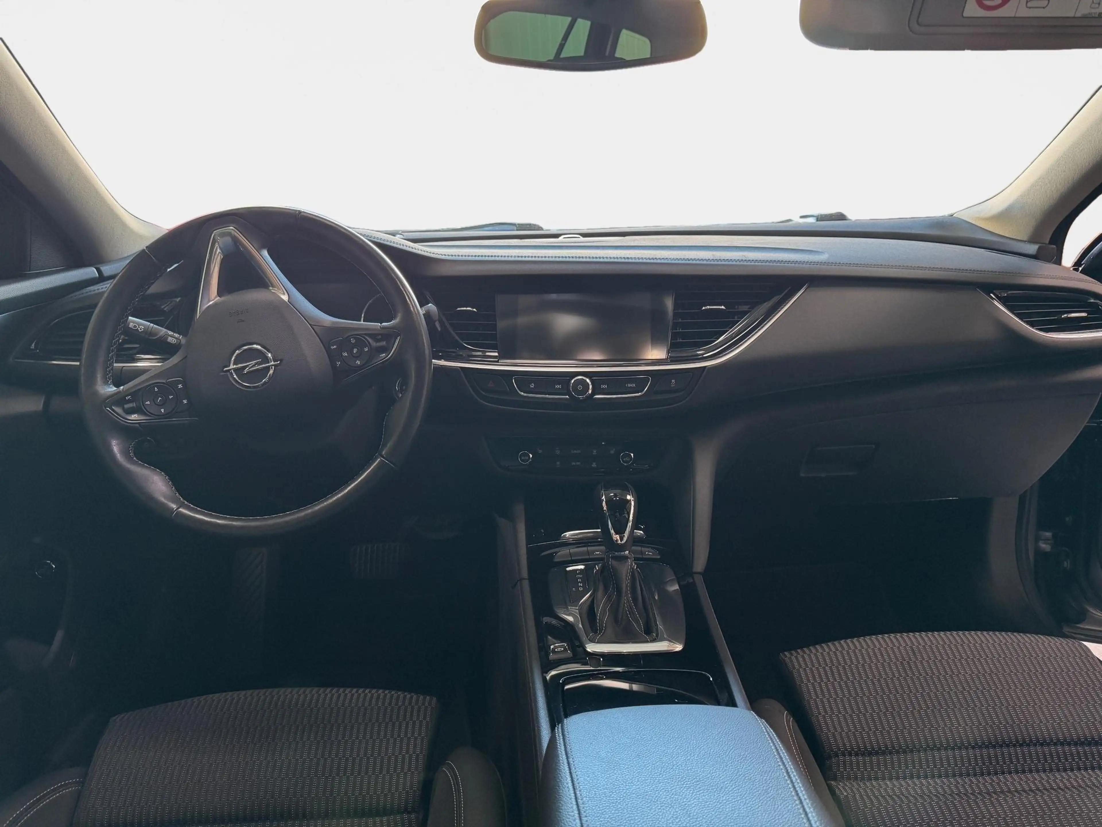 Opel Insignia Sports Tourer 2.0 CDTI INNOVATION elektr. Heckk... — photo 10