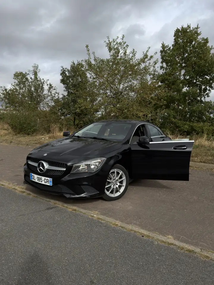 Mercedes-Benz CLE 200