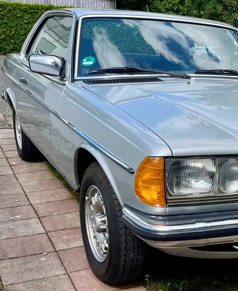 Mercedes-Benz CE 230 w123 Oldtimer, orginal und top, foto 1