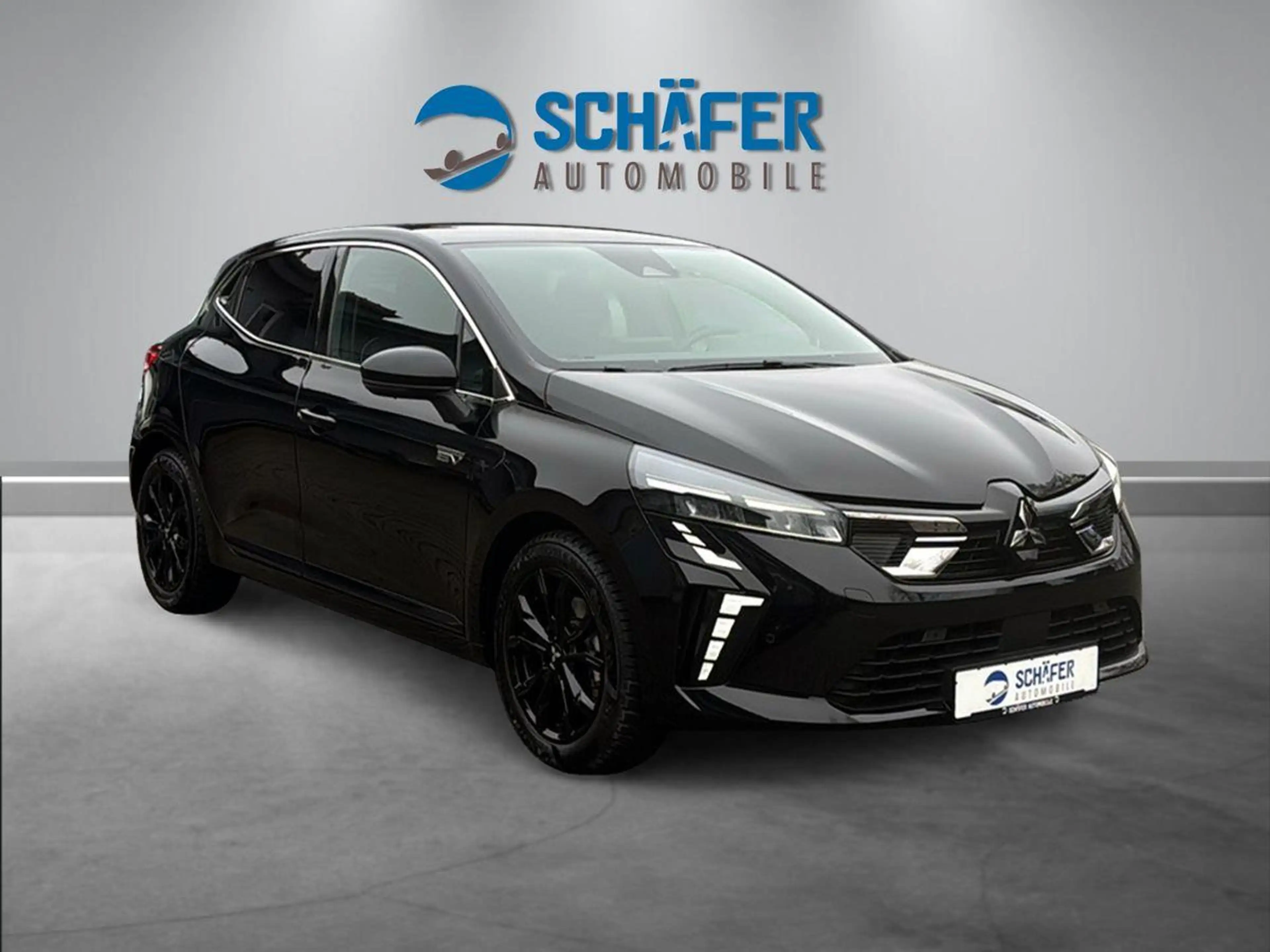 Mitsubishi Colt 1.6 Intro Edition HEV #AUT #LED #NAV #KAM — photo 2