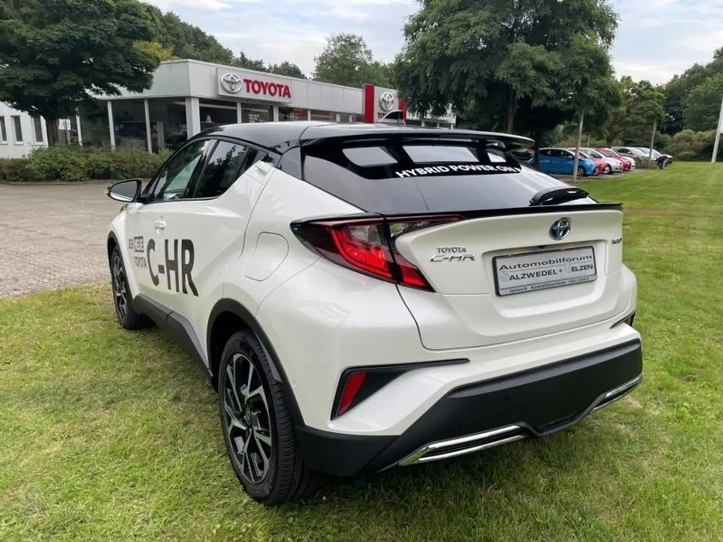 Toyota C-HR 2,0l Team Deutschland Bianco - 2