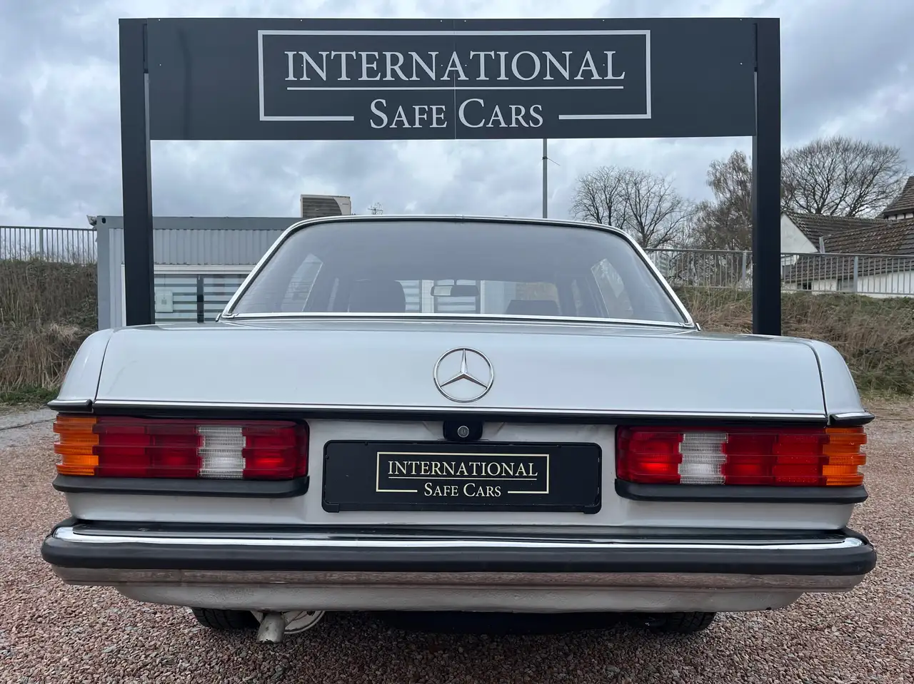 Mercedes-Benz 240 D W123 / H-Zulassung / TÜV 01.28 / Schiebedach, foto 5