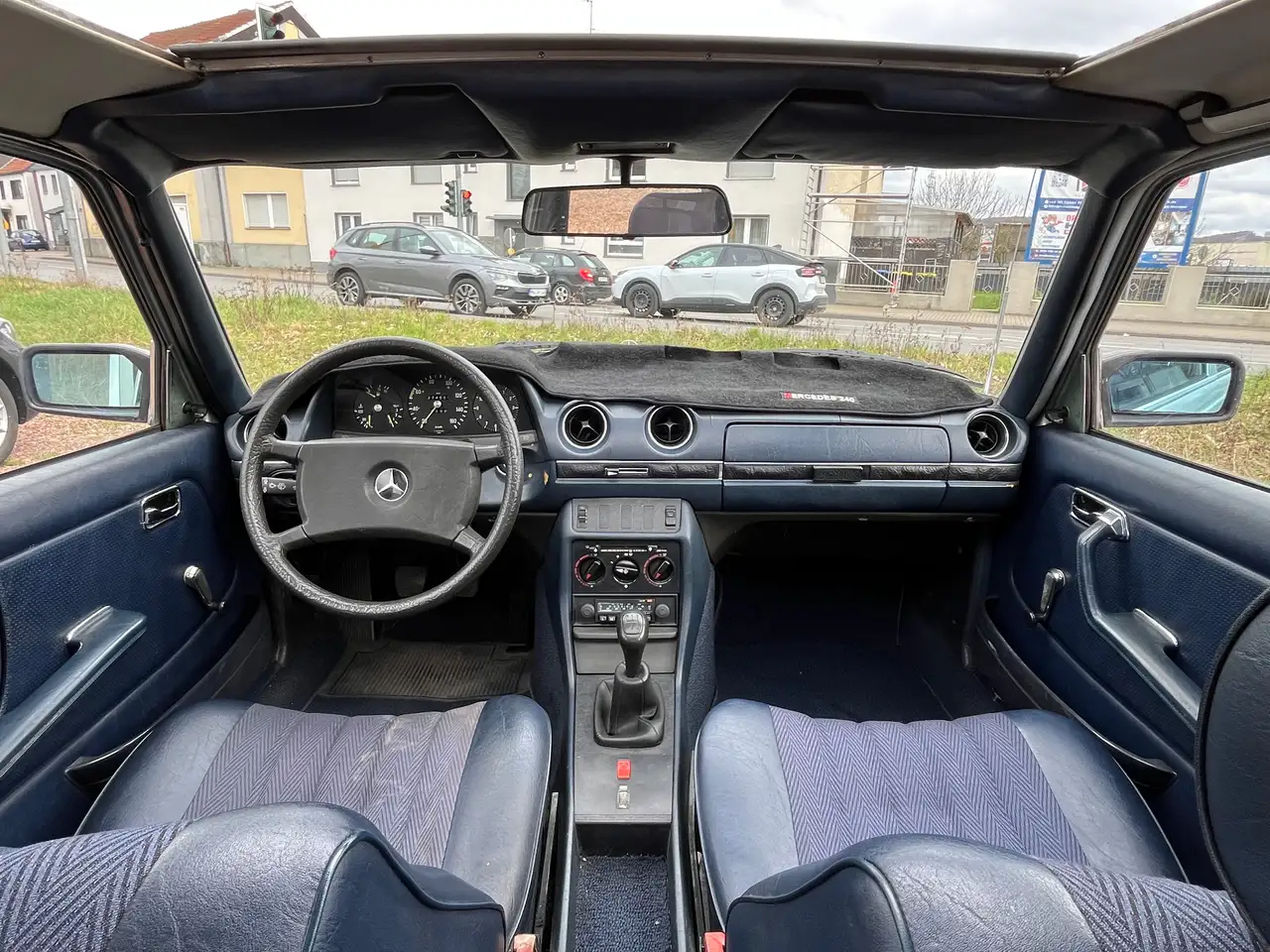 Mercedes-Benz 240 D W123 / H-Zulassung / TÜV 01.28 / Schiebedach, foto 7