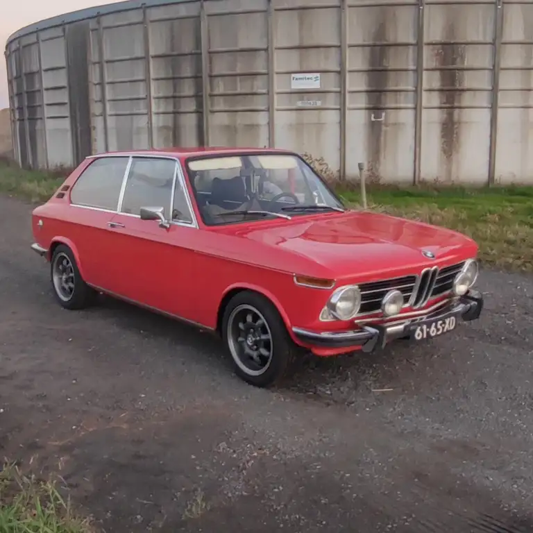 BMW 2002 1973 из Европы — купить под ключ