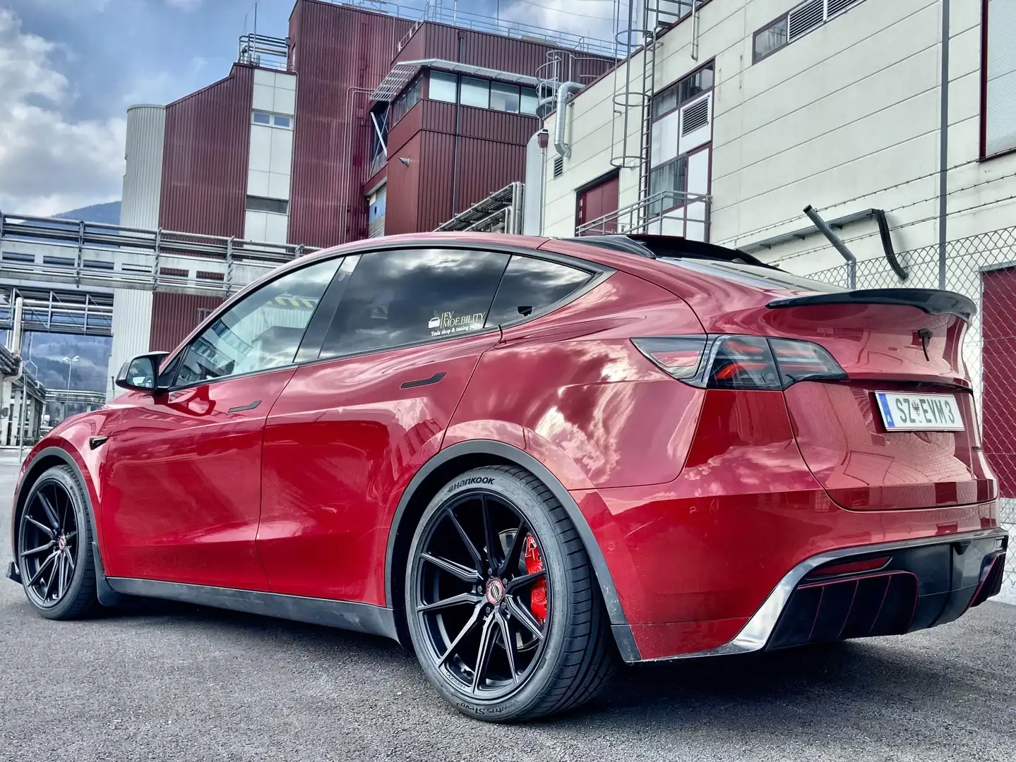 Tesla Model Y EVM Startech Edition 1of1  NP 89.044€ Червоний - 2