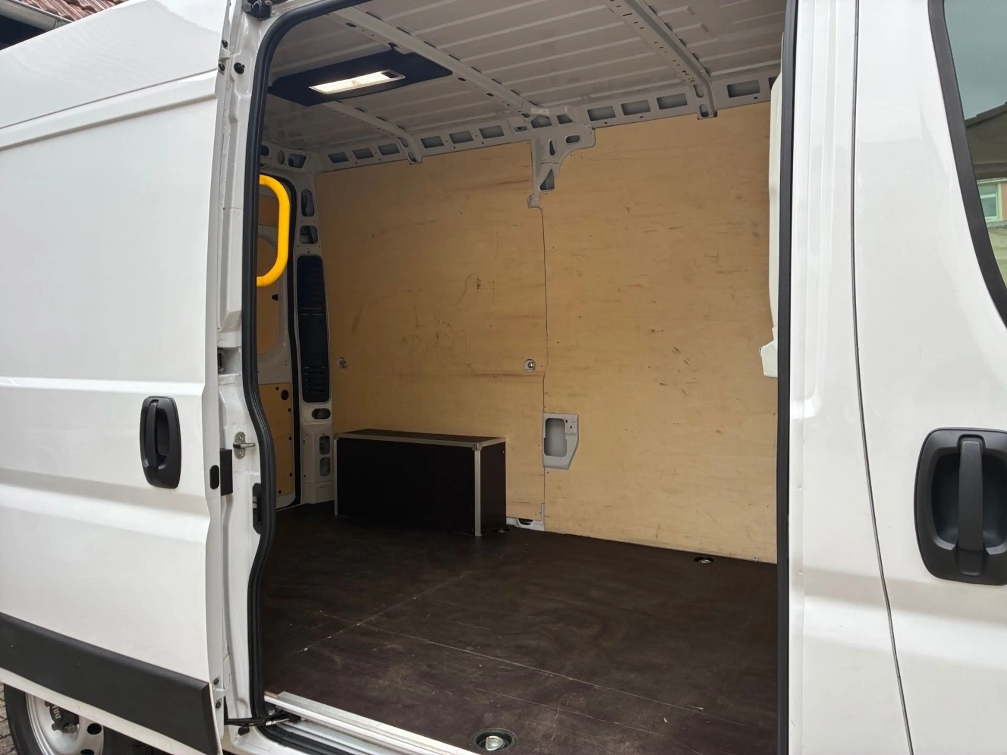 Fiat Ducato H2 Kastenwagen 35 L2H2 140 Multijet Maxi — photo 13