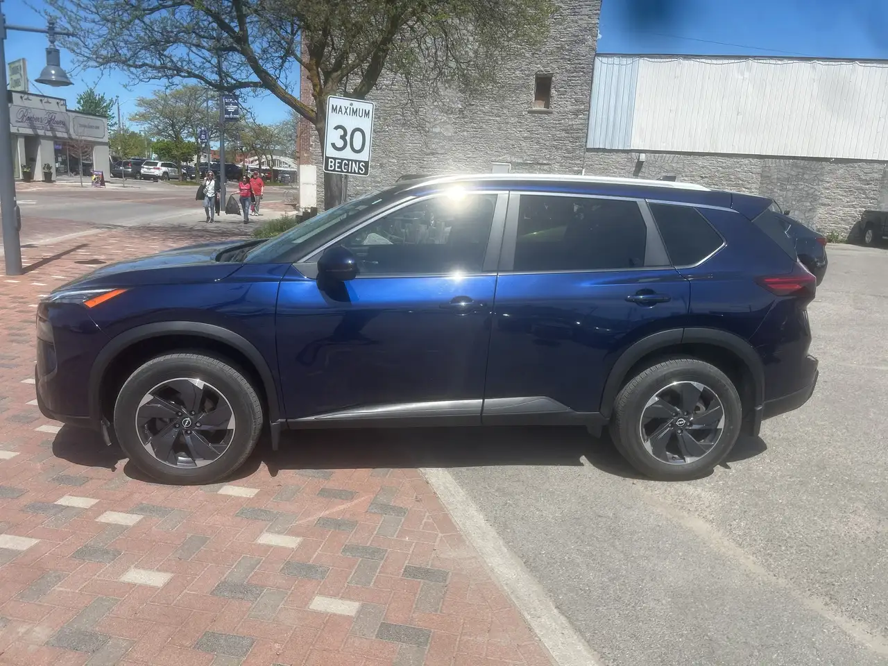 Nissan Rogue снимка Nissan Rogue