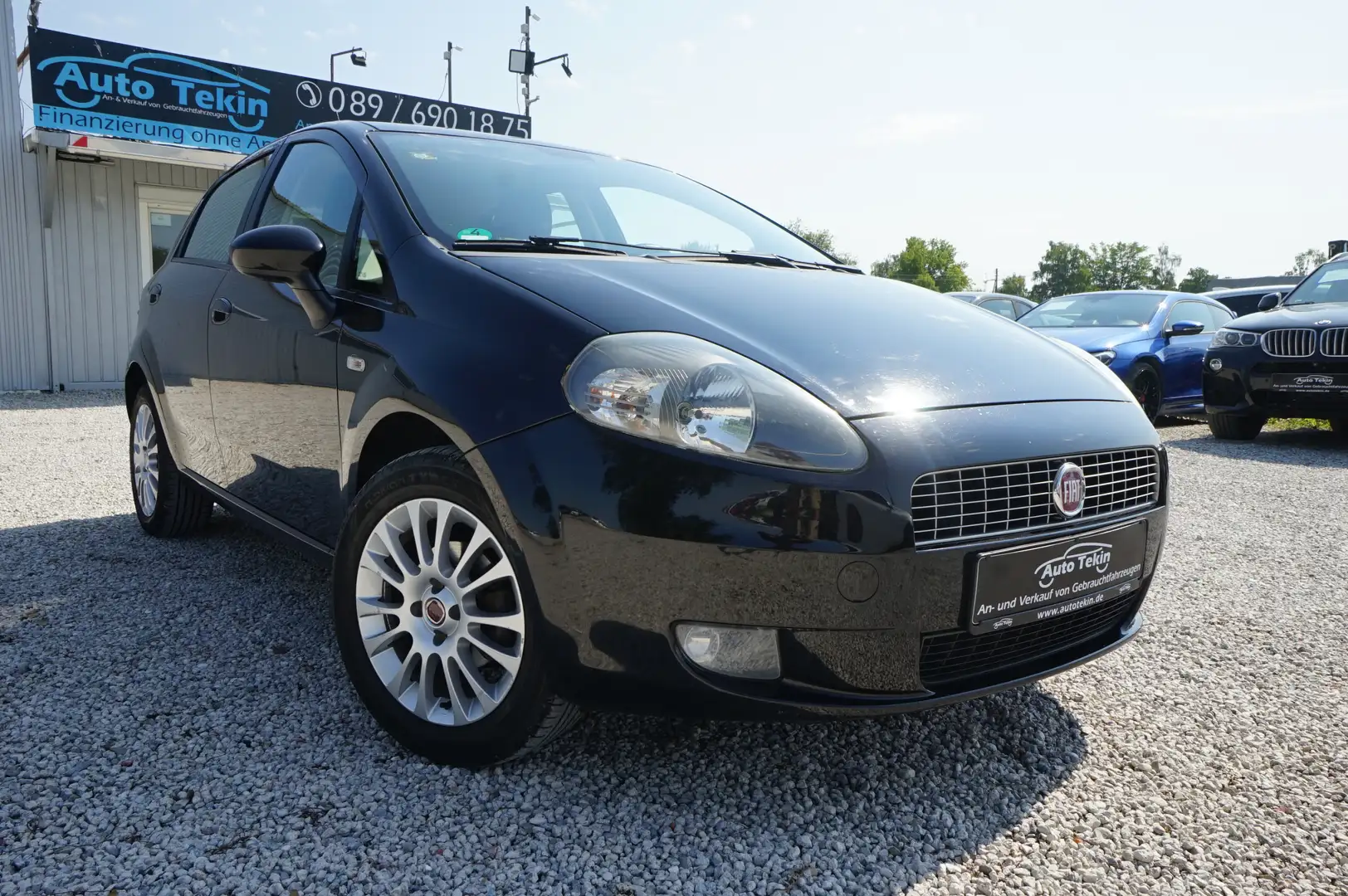 Fiat Grande Punto 1.4 8V |1.Hand| |Einparkhilfe| Schwarz - 1