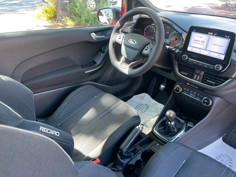 Ford Fiesta 1,5 EcoBoost ST*SPORT*KLIMA*KAMERA*LED* — photo 3
