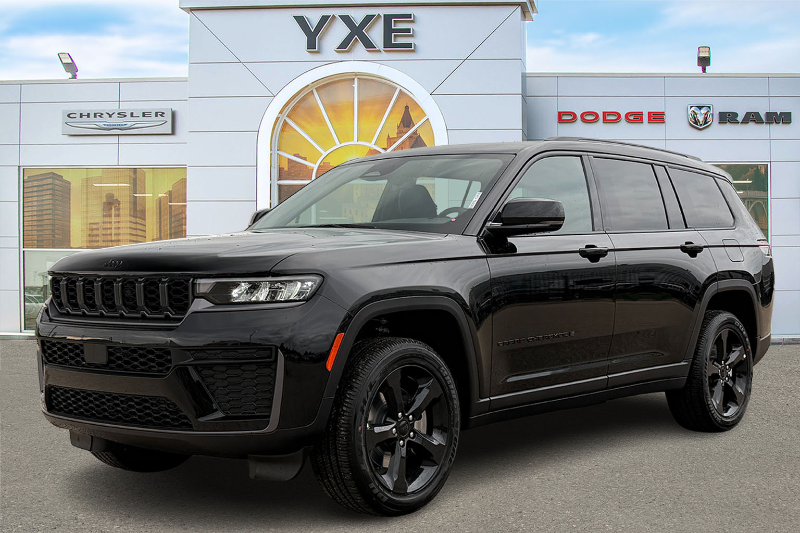 2026 Jeep Grand Cherokee Laredo Altitude