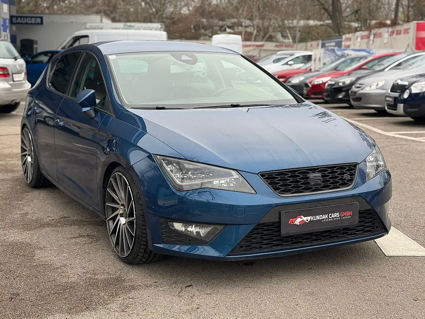 SEAT Leon FR 2,0 TDI CR Blau - 1
