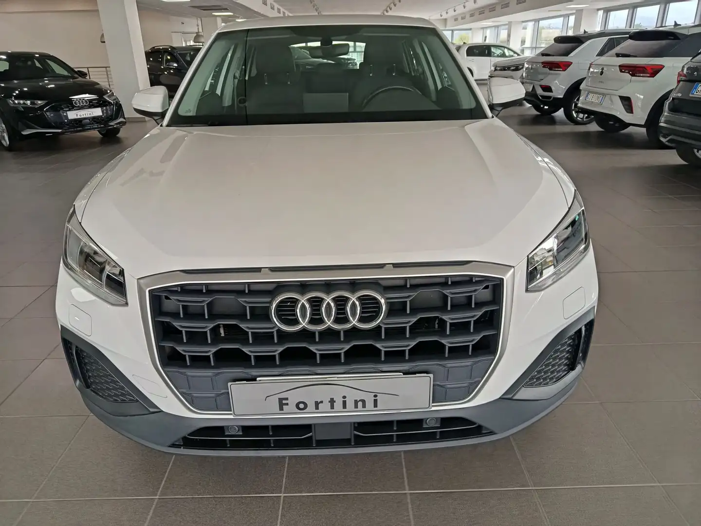 Audi Q2 30 TFSI Admired Bianco - 2