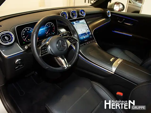 Mercedes-Benz GLC view 8