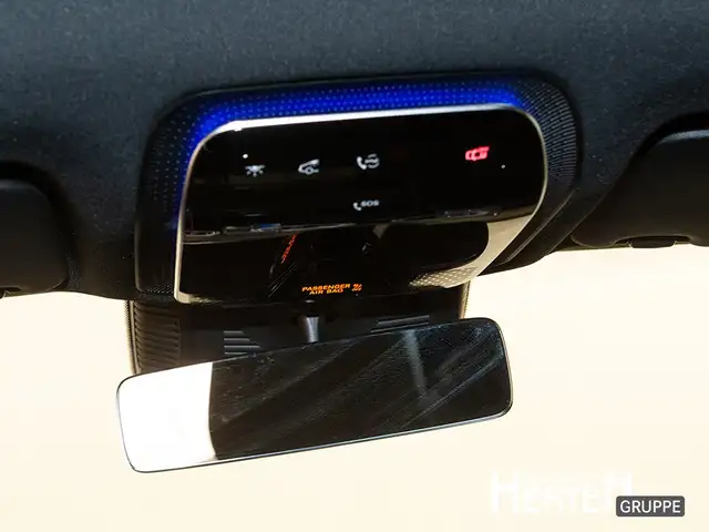 Mercedes-Benz GLC view 11