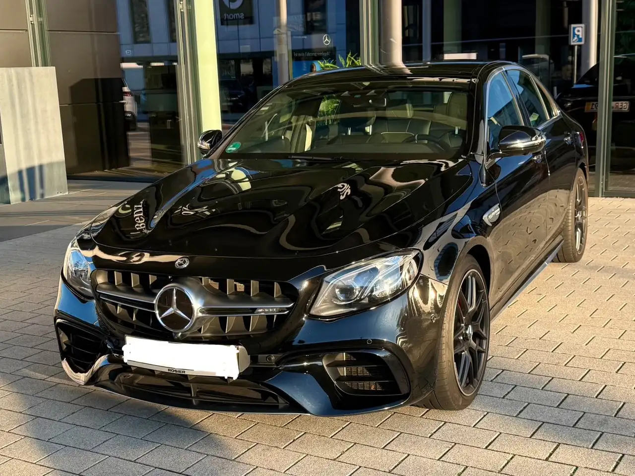 Mercedes-Benz E 63 AMG