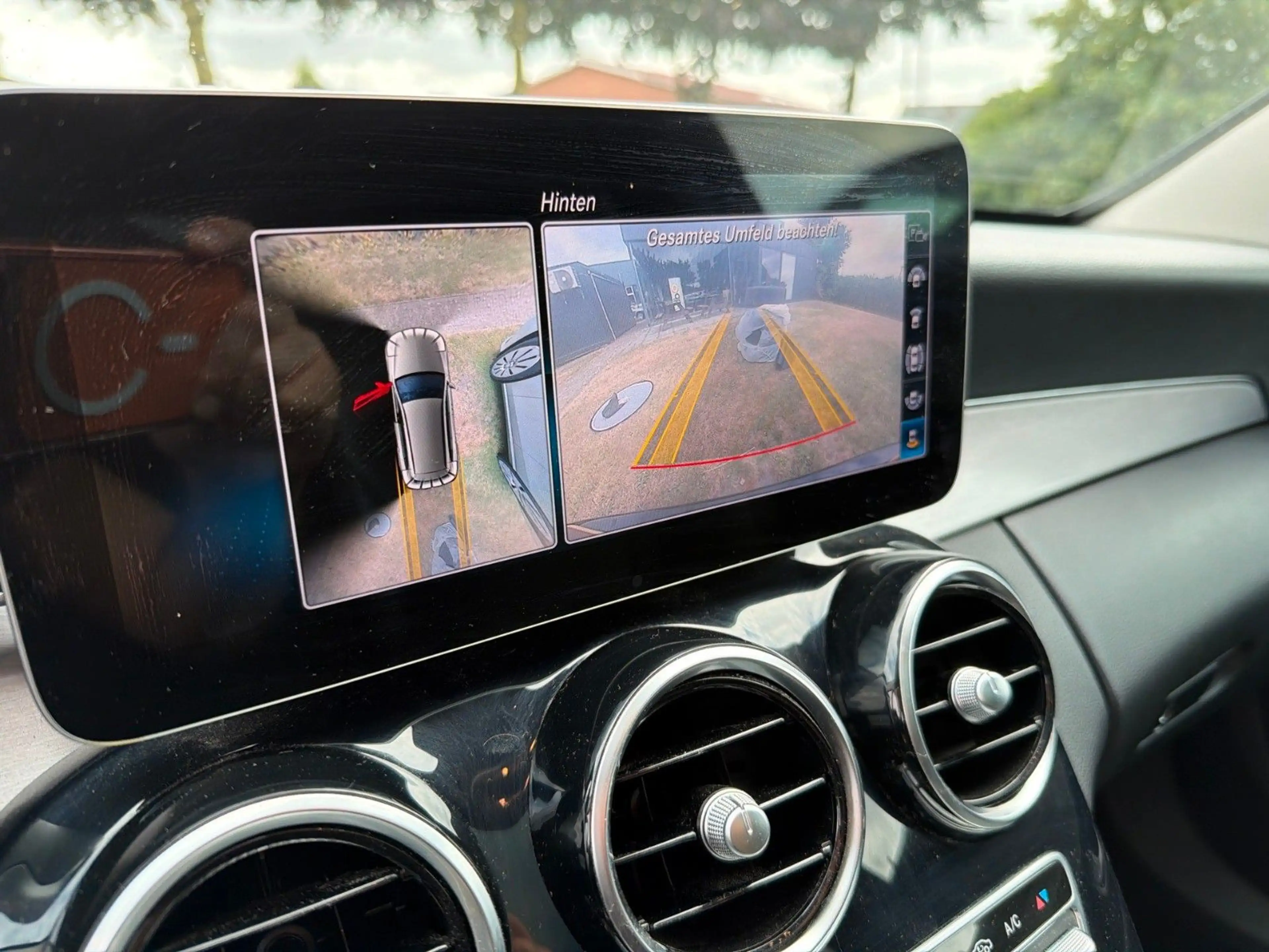 Mercedes-Benz C 200 d T Avantgarde - Burmester,ACC,Pano,LED — photo 9