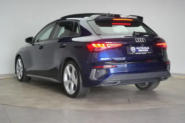 Audi A3 view 4