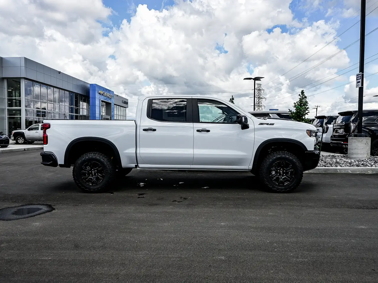 Chevrolet Silverado 1500 photo Chevrolet Silverado 1500