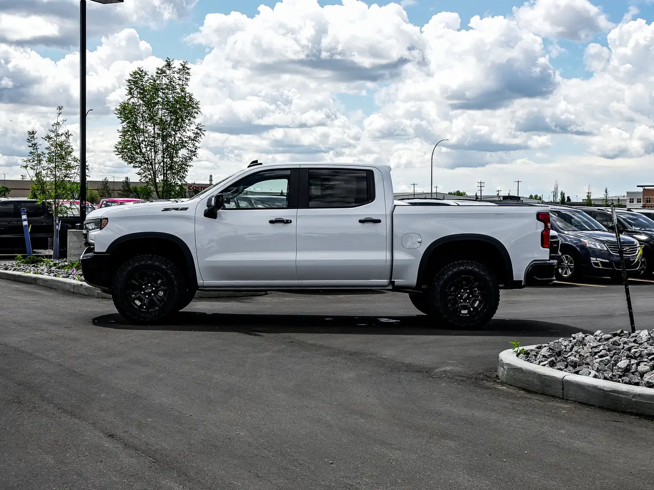 Chevrolet Silverado 1500 photo Chevrolet Silverado 1500