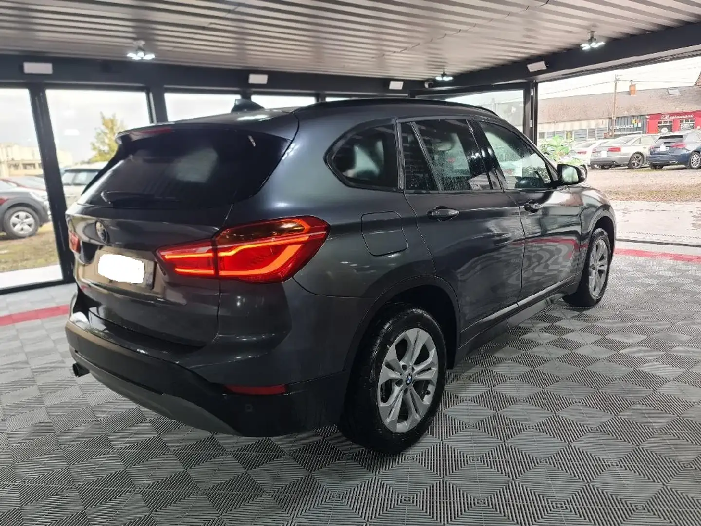 BMW X1 X1 sDrive 18d 150 ch Lounge - 2