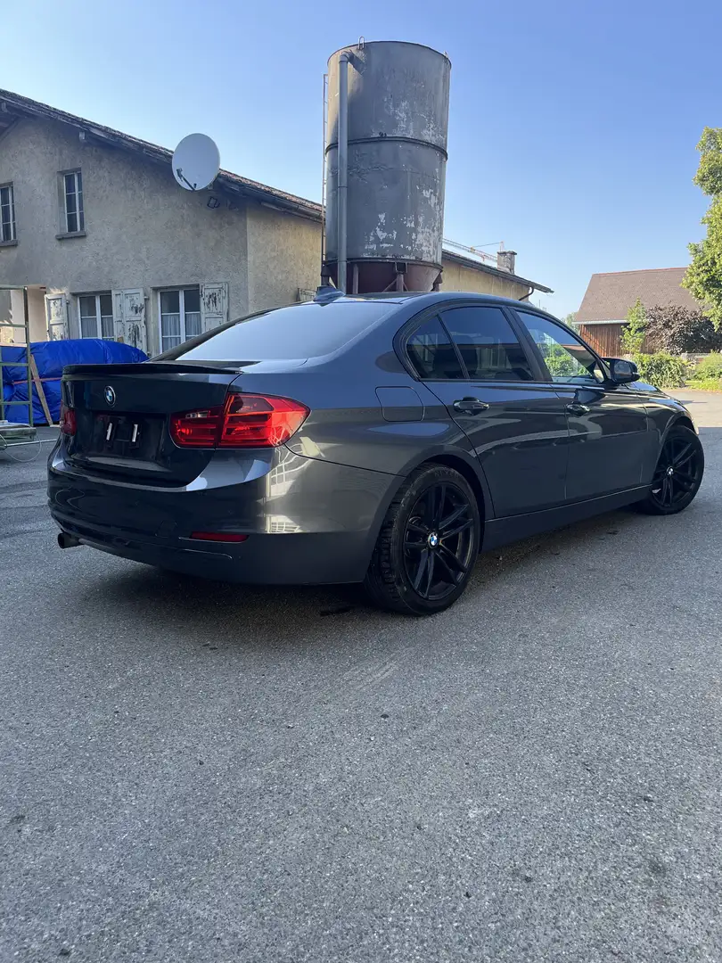 BMW 316 316i Grau - 2