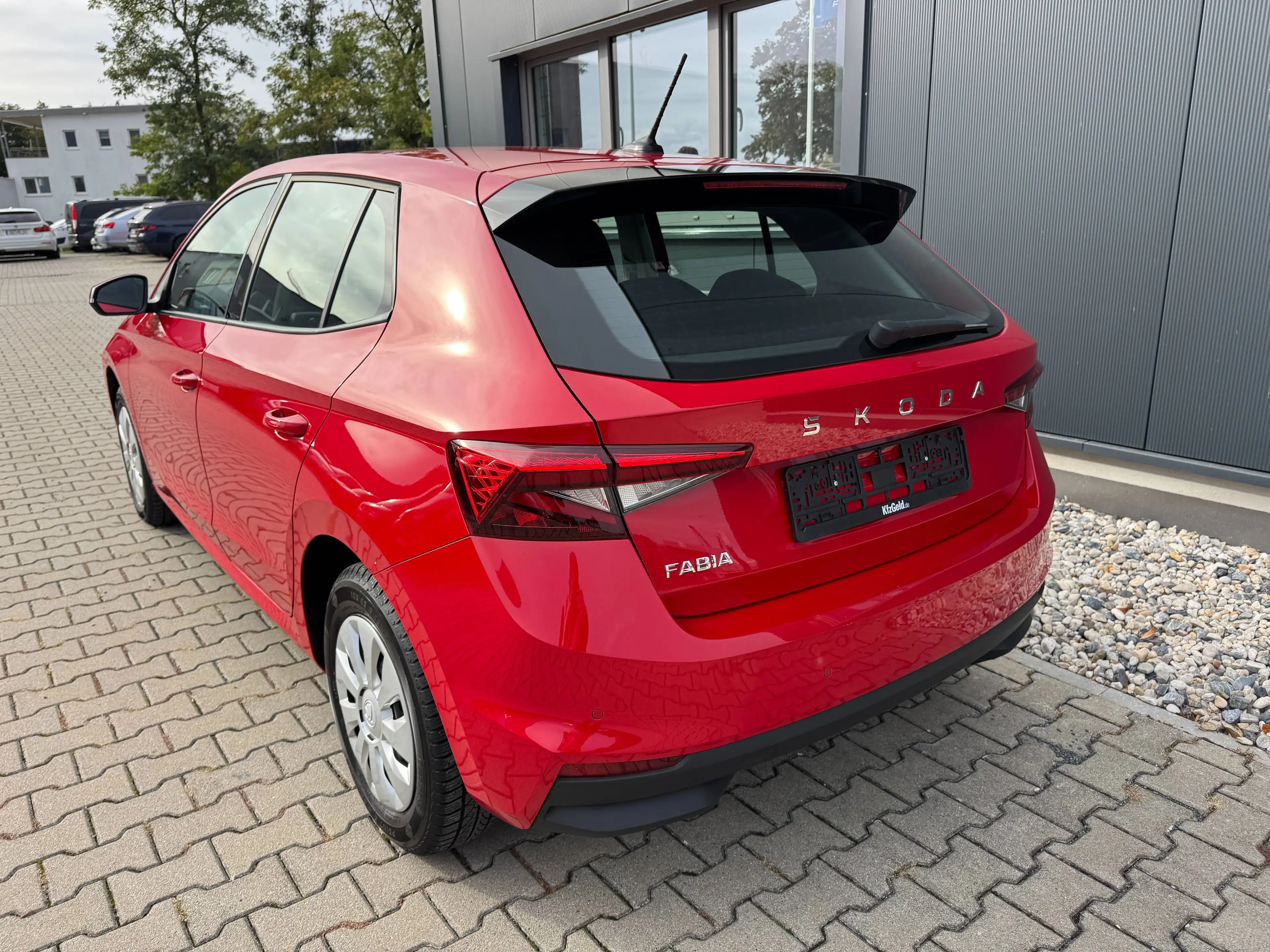 Skoda Fabia Selection 1.0 Klima, PDC, Sitzheizung, LED — photo 3