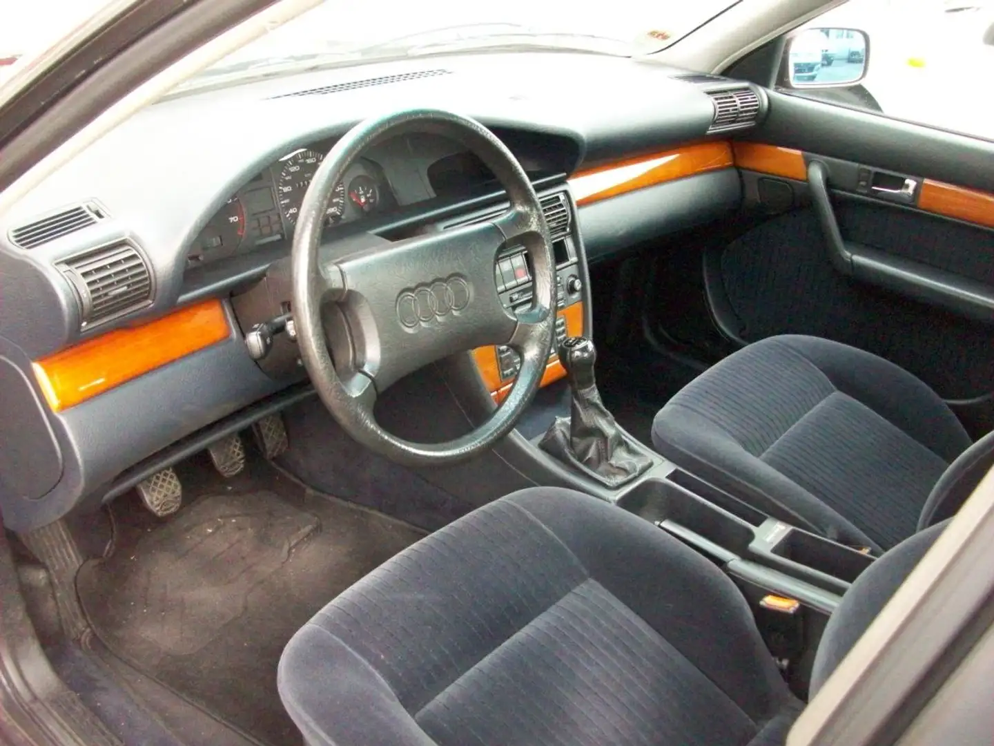 Audi 100 2.8 E TÜV NEU Rot - 2