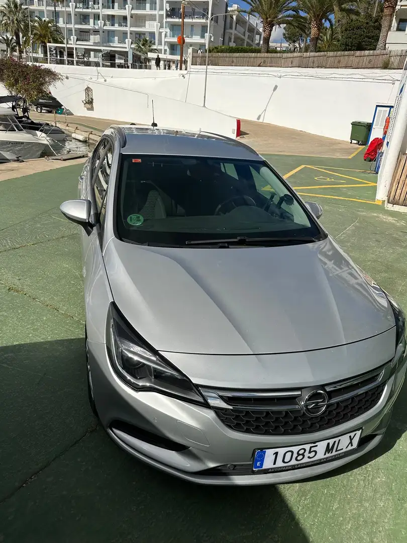 Opel Astra Astra ST 1.6CDTi Innovation Aut. 136 Innovation Plateado - 1