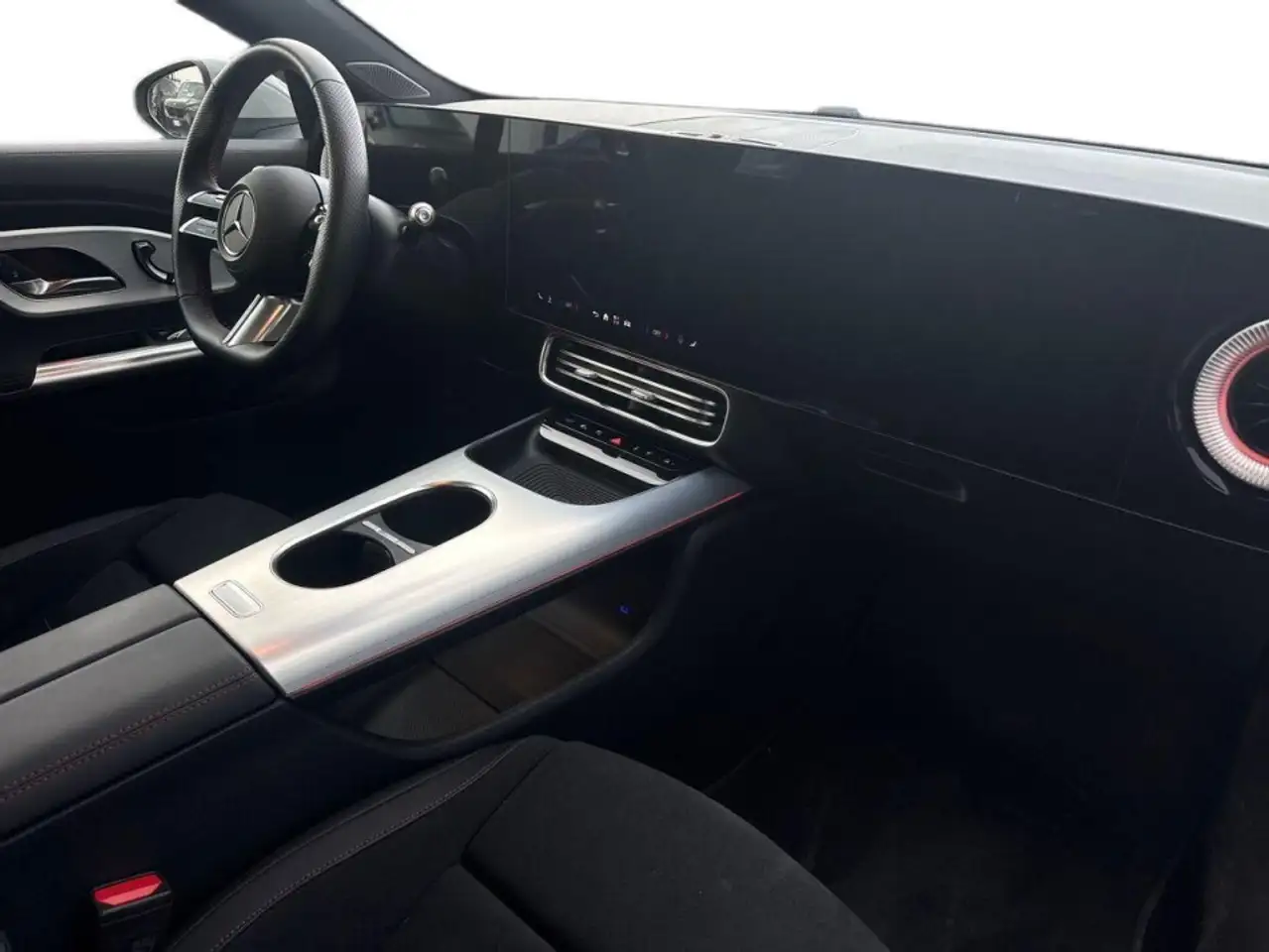 Mercedes-Benz CLA 2026 — фото 15
