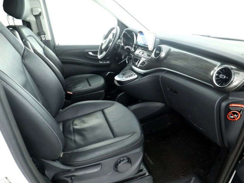 Mercedes-Benz EQV 300