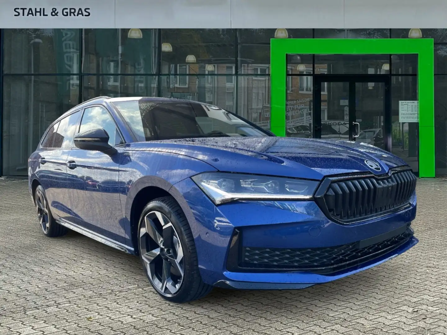Skoda Superb Sportline 2,0 TDI 142 kW 7-Gang-DSG HUD AD AHK-kla Blau - 1
