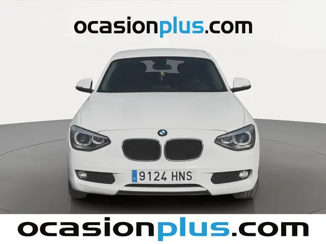 BMW 1 Series view 10