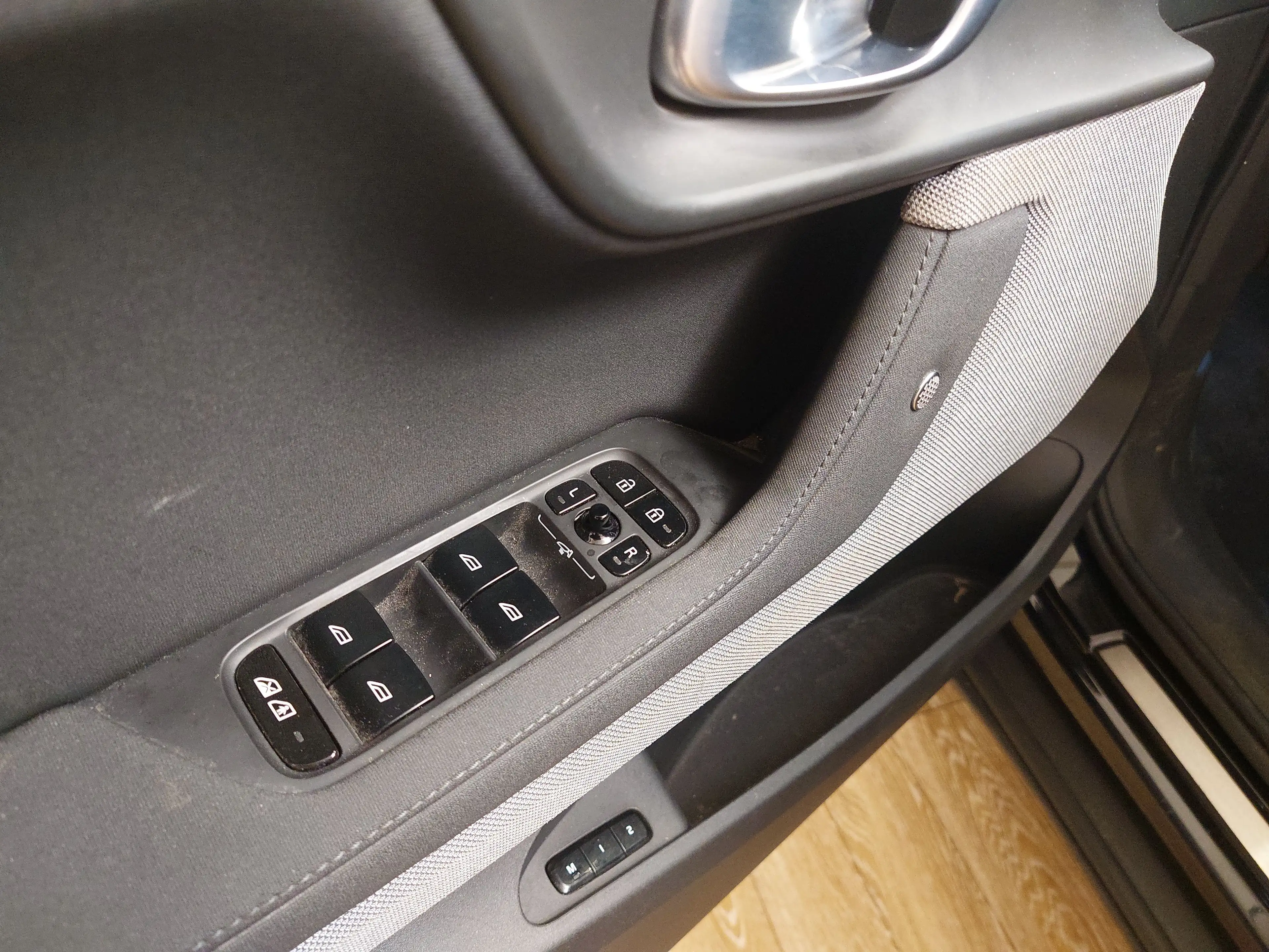 Polestar 2 Long Range Dual Motor Navi LED Pano RFK — photo 5