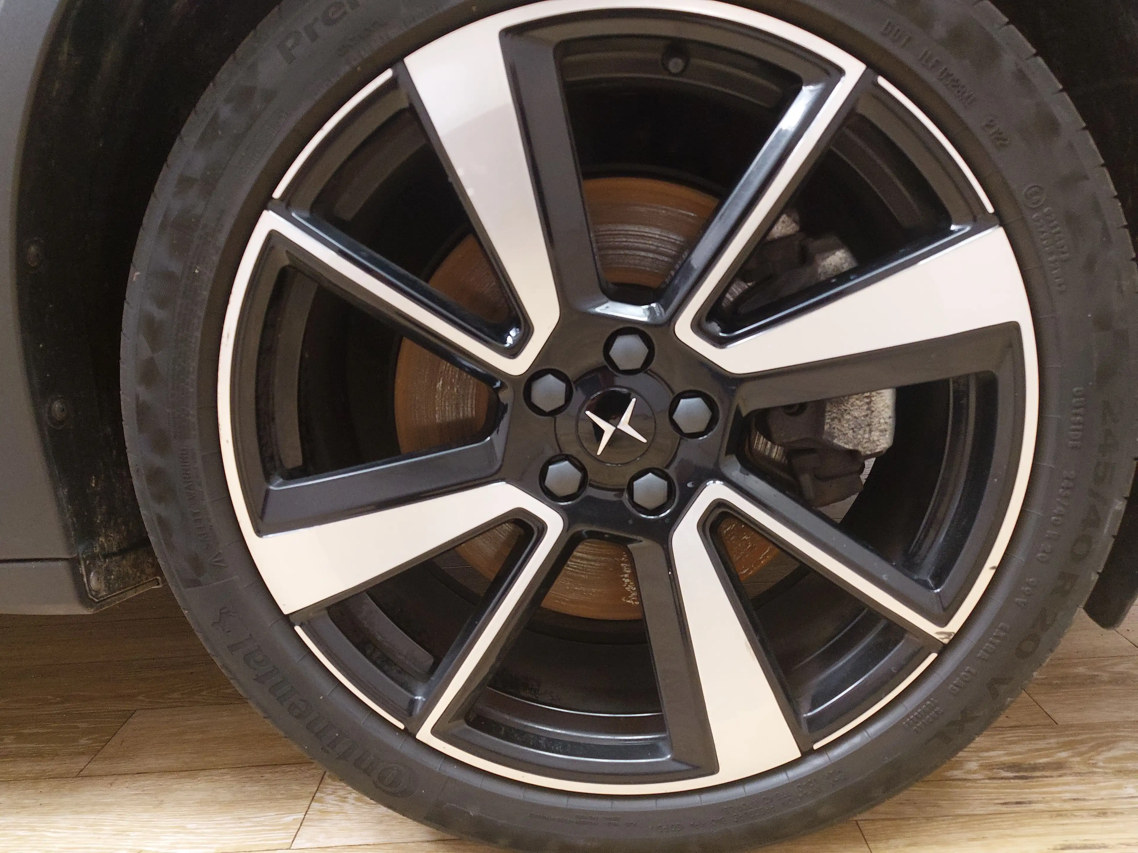 Polestar 2 Long Range Dual Motor Navi LED Pano RFK — photo 8