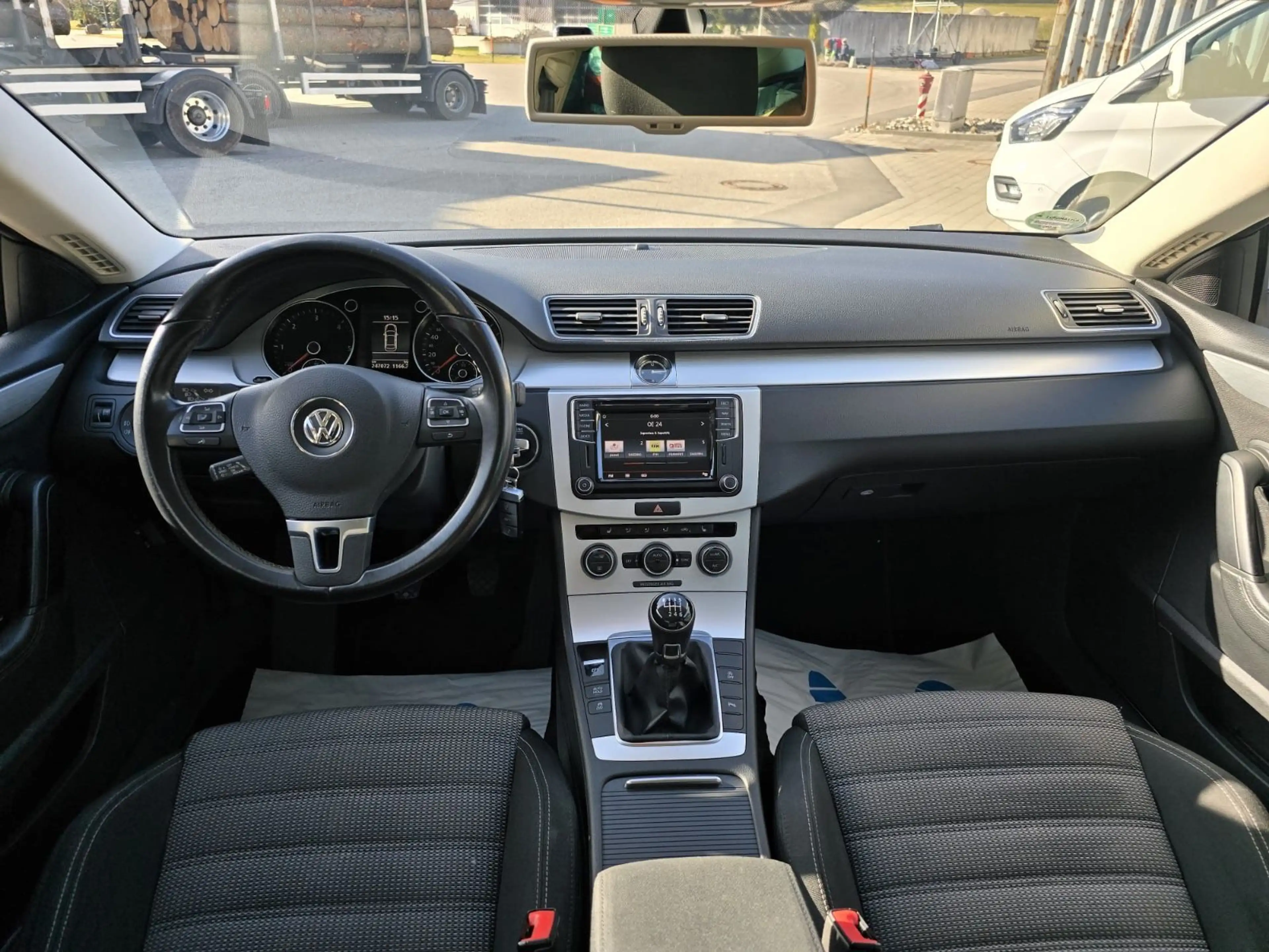 Volkswagen CC Basis BMT — photo 12