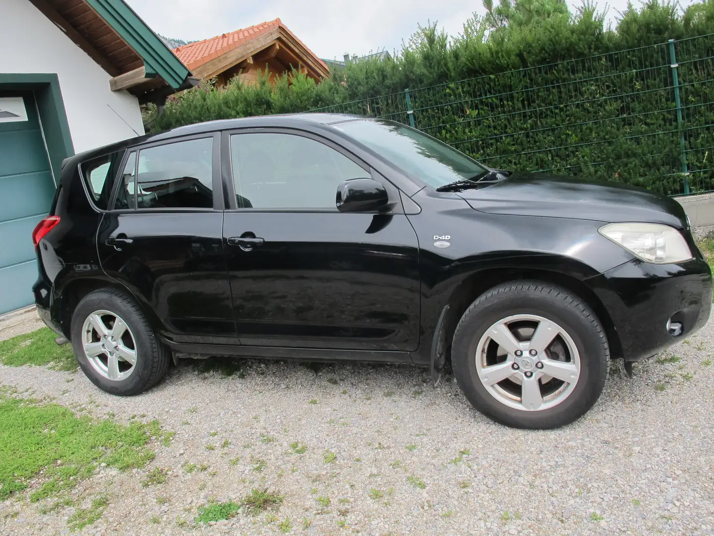 Toyota RAV 4 RAV4 2.2 D-4D 135 DPF Schwarz - 2