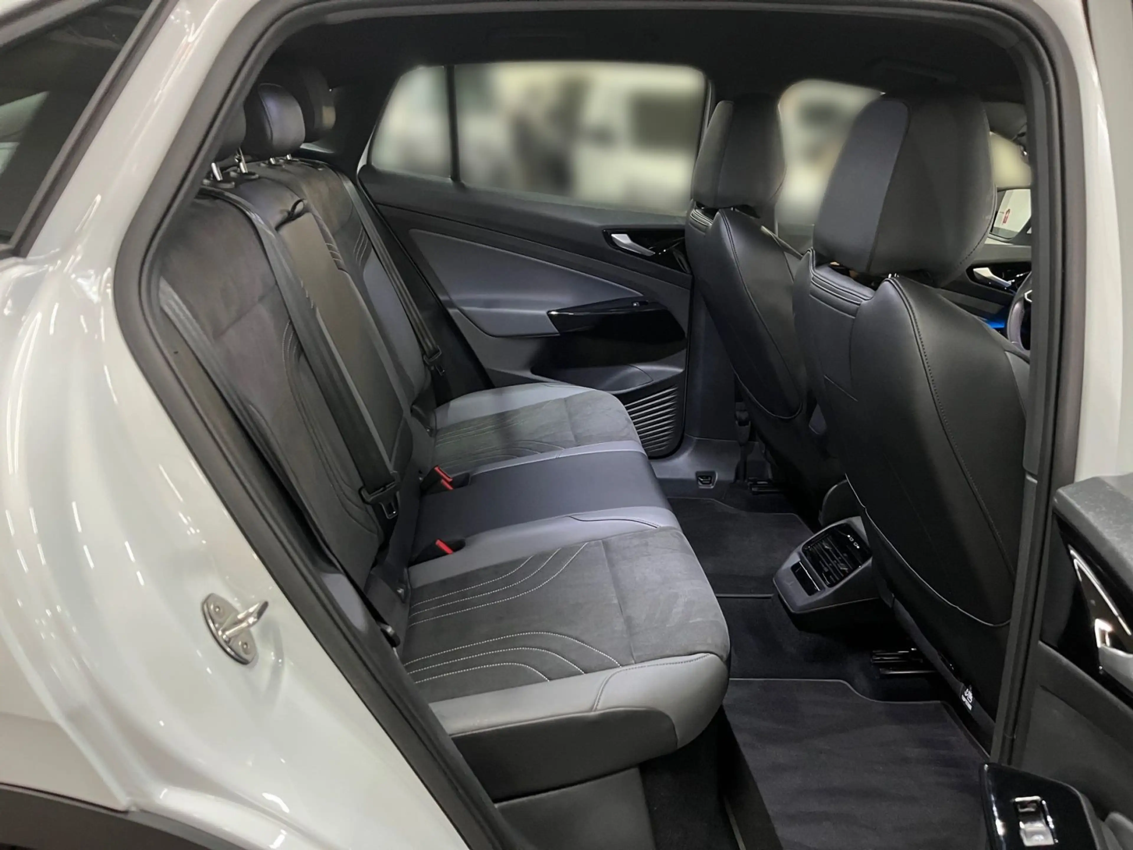 Volkswagen ID.5 Pro Performance NaviPRO RFK Wärmepumpe — photo 14