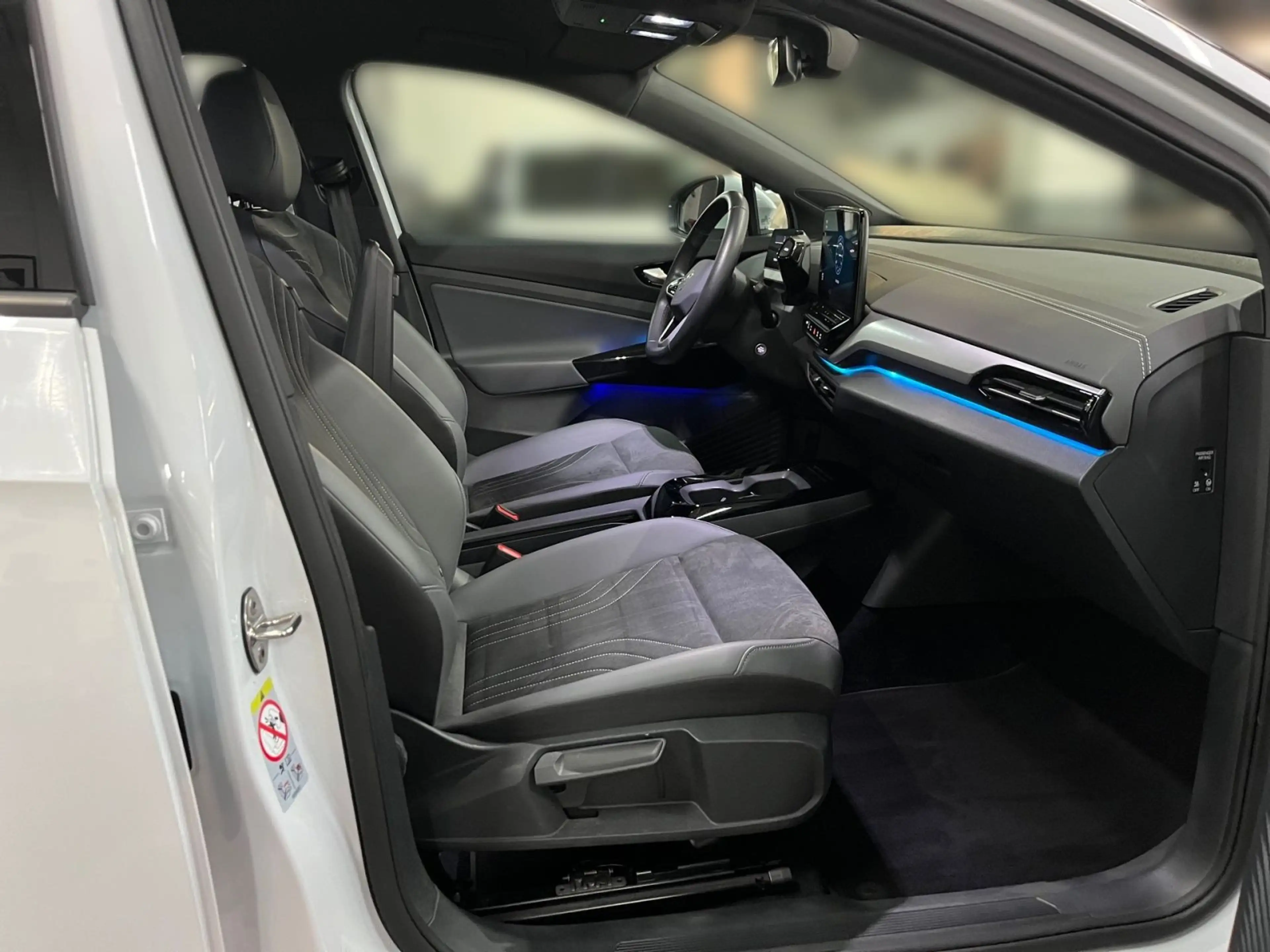 Volkswagen ID.5 Pro Performance NaviPRO RFK Wärmepumpe — photo 15