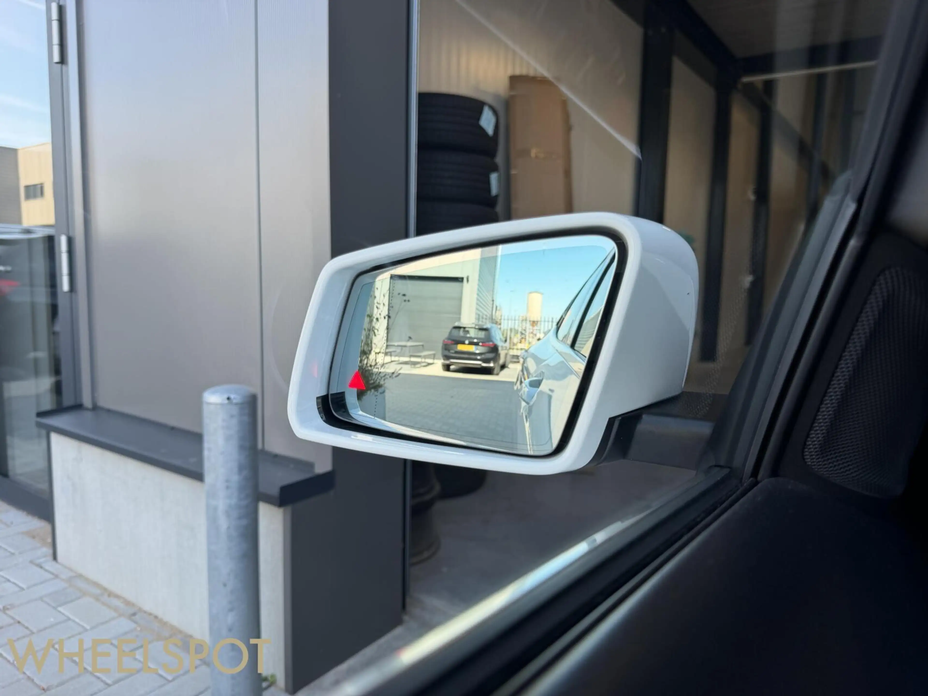 Mercedes-Benz GLA 250 4Matic AMG|Pano|Keyless|19 Inch|Camera — photo 13