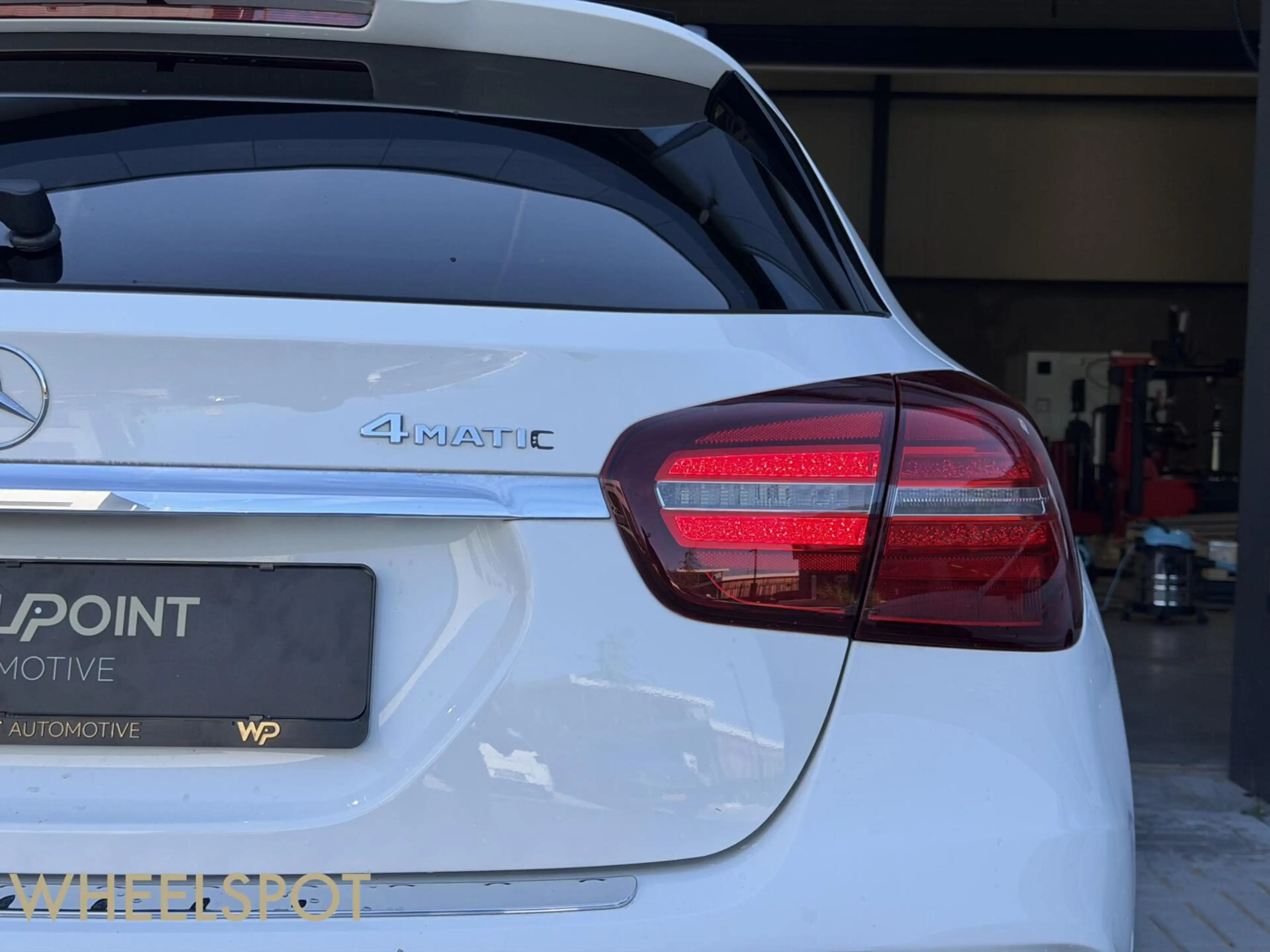 Mercedes-Benz GLA 250 4Matic AMG|Pano|Keyless|19 Inch|Camera — photo 9