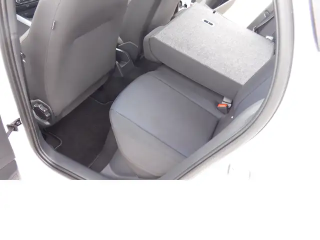 SEAT Arona view 12