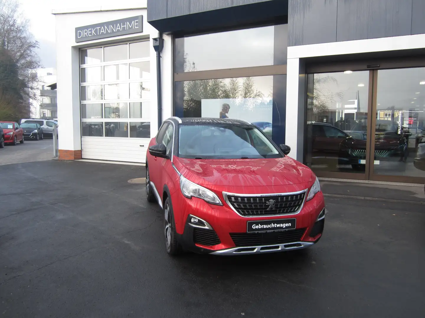 Peugeot 3008 Allure PureTech 130 Rot - 1
