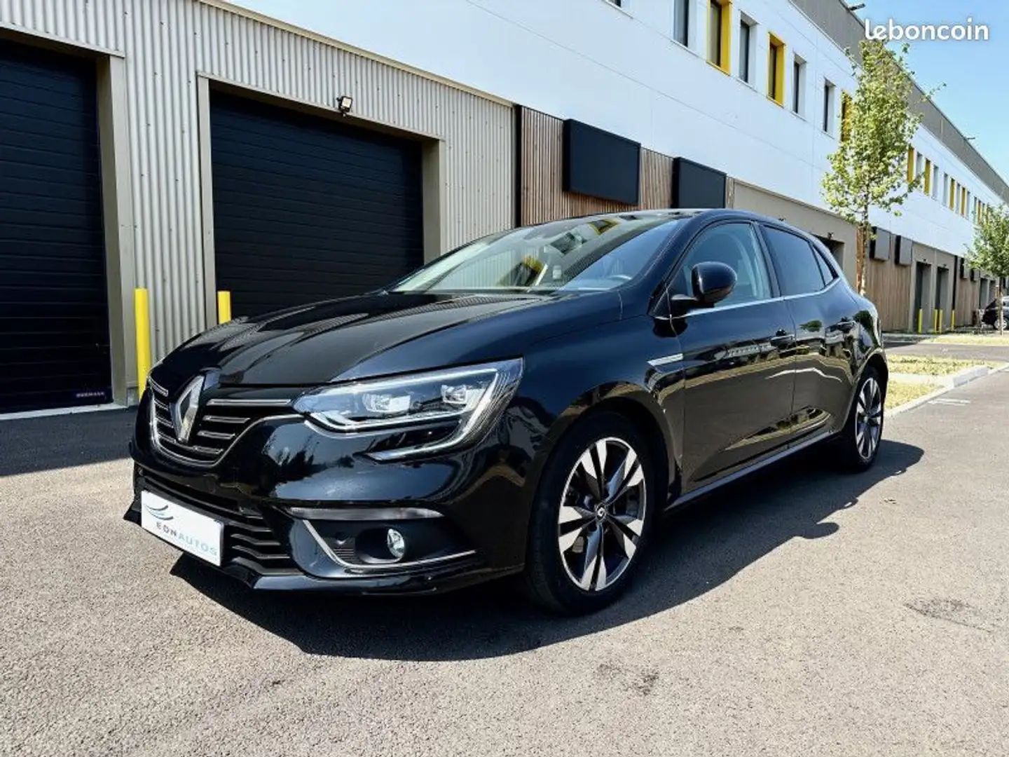 Renault Megane IV 1.5 BLUE DCI 115 INTENS GRATUITE Noir - 1