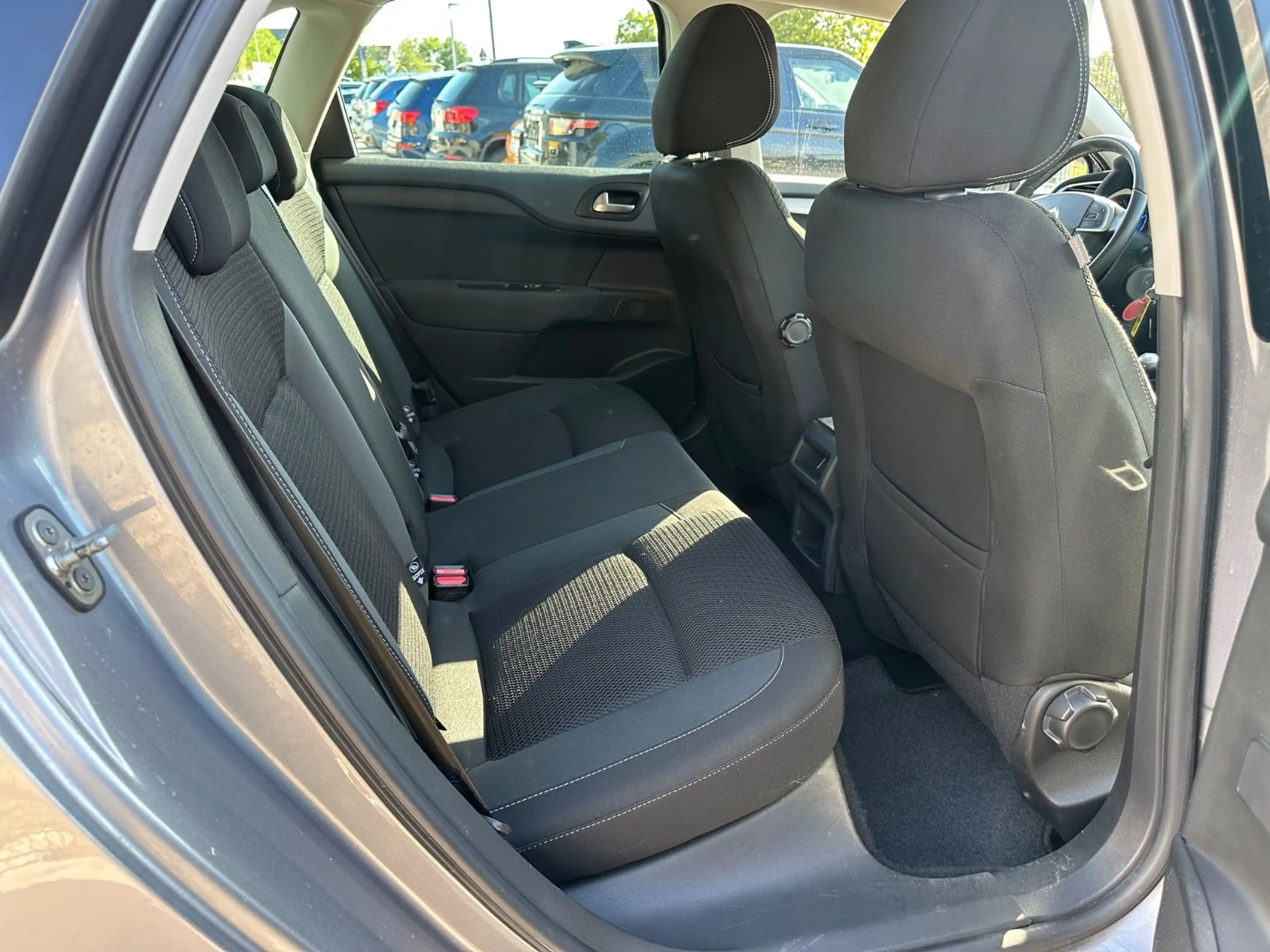 Citroen C4 Lim. Navi/PDC/AHK — photo 10